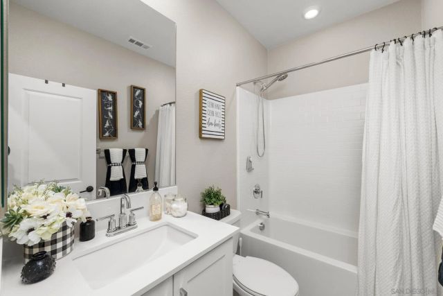 1202 Sunrise View 103, San Marcos, CA 92078