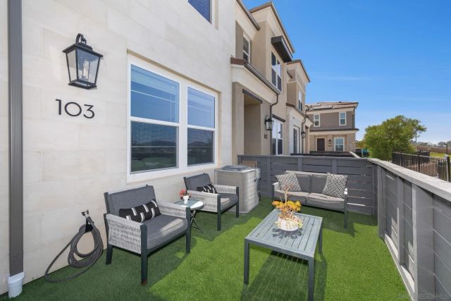 1202 Sunrise View 103, San Marcos, CA 92078