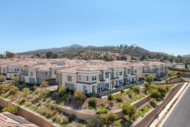 1202 Sunrise View 103, San Marcos, CA 92078