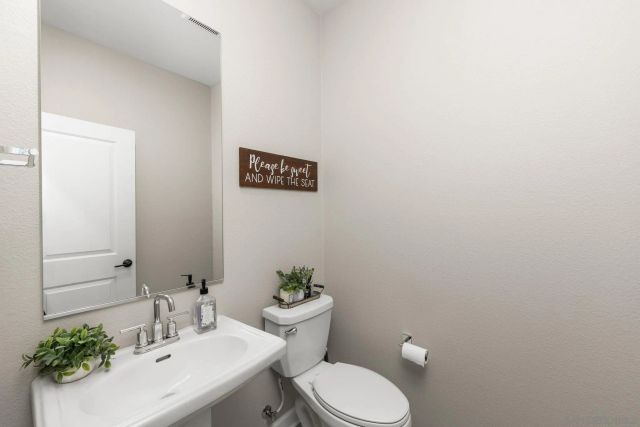 1202 Sunrise View 103, San Marcos, CA 92078