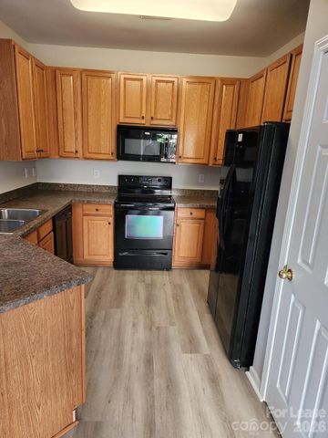 10454 Trolley Run Drive, Cornelius, NC 28031
