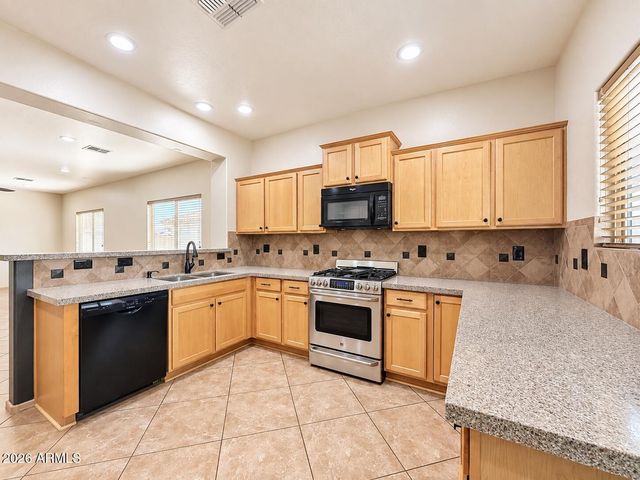 17961 W Lawrence Lane, Waddell, AZ 85355