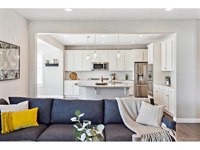 8102 Adams Fork Ave, Littleton, CO 80125