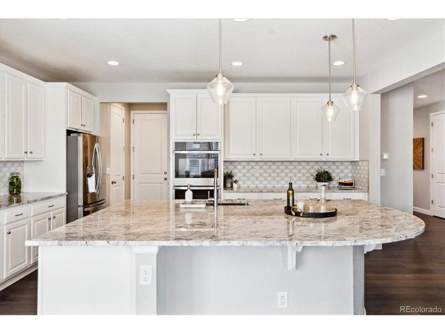 8102 Adams Fork Ave, Littleton, CO 80125