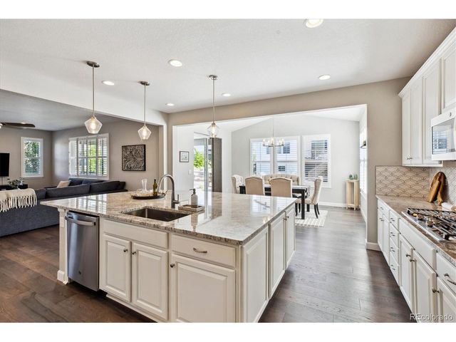 8102 Adams Fork Ave, Littleton, CO 80125