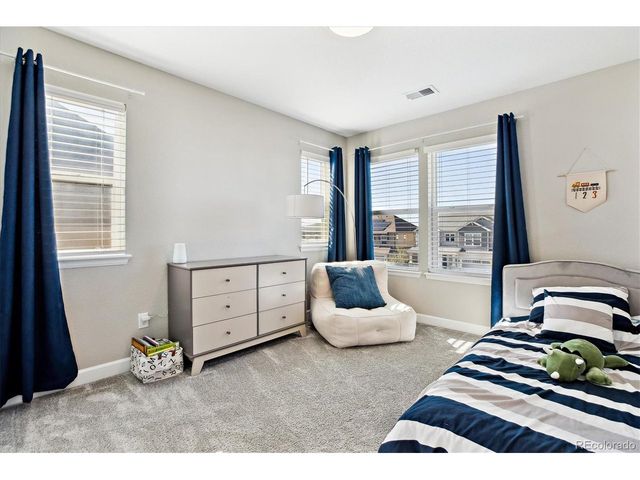 8102 Adams Fork Ave, Littleton, CO 80125