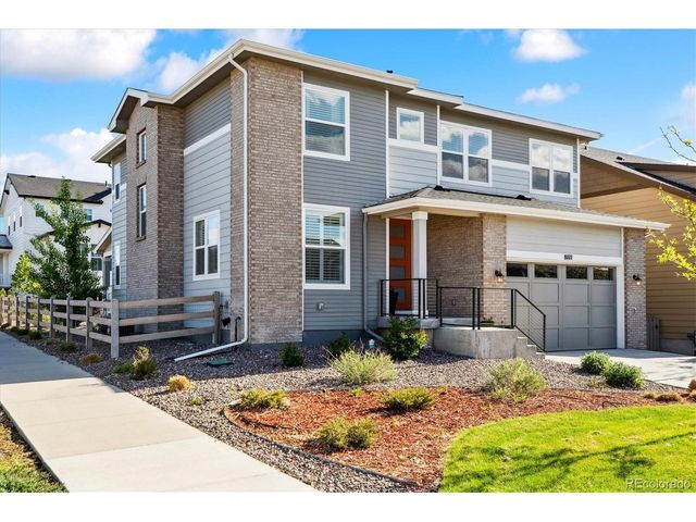 8102 Adams Fork Ave, Littleton, CO 80125