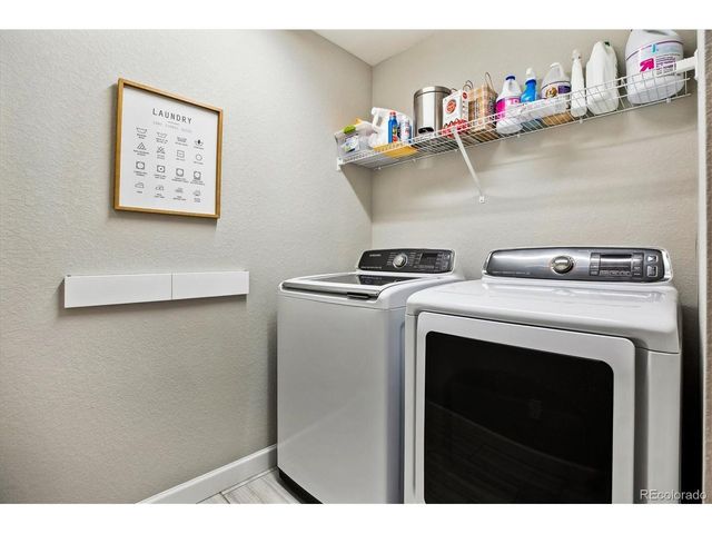 8102 Adams Fork Ave, Littleton, CO 80125