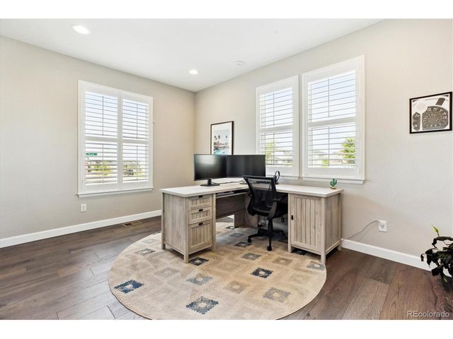 8102 Adams Fork Ave, Littleton, CO 80125