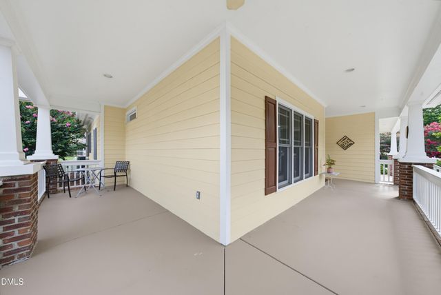 1709 Falls River Avenue, Raleigh, NC 27614