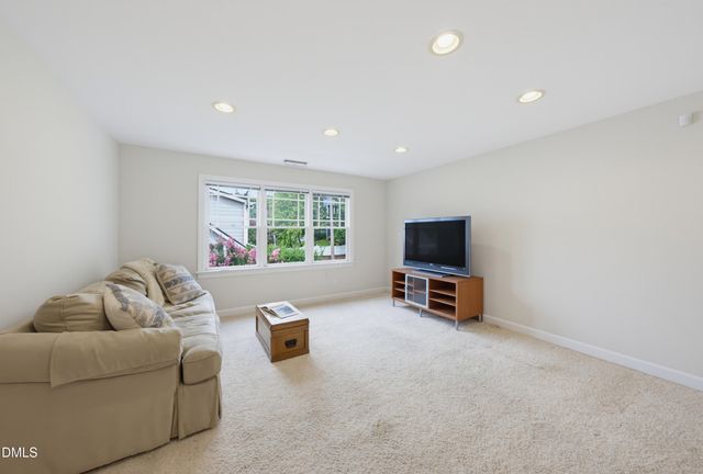 1709 Falls River Avenue, Raleigh, NC 27614