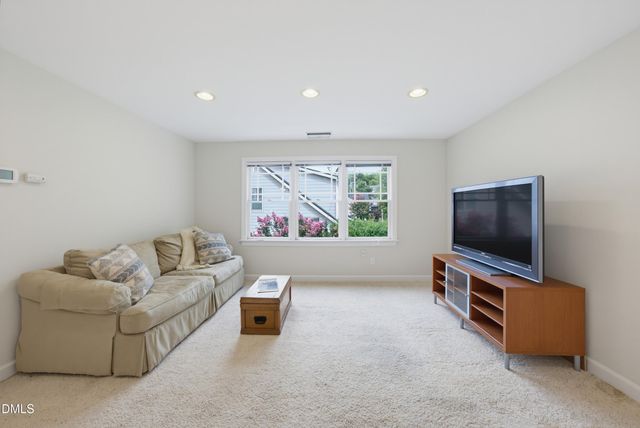 1709 Falls River Avenue, Raleigh, NC 27614