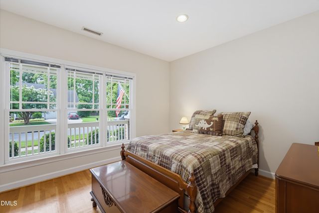 1709 Falls River Avenue, Raleigh, NC 27614