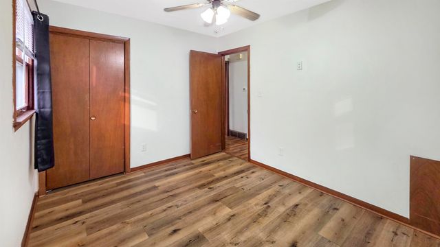 2015 Waterloo Road, Cedar Falls, IA 50613