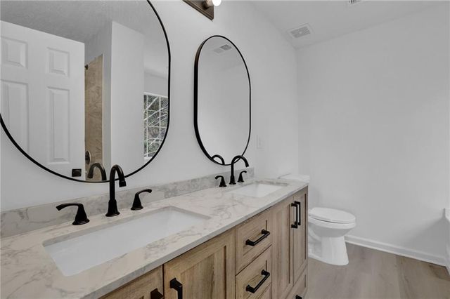 848 Burton Ridge Drive, Loganville, GA 30052