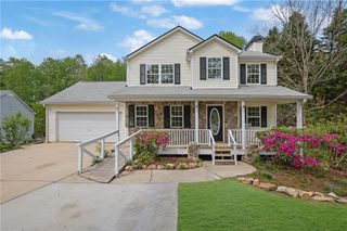 848 Burton Ridge Drive, Loganville, GA 30052