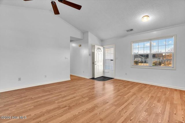 423 Dion Drive, Hubert, NC 28539