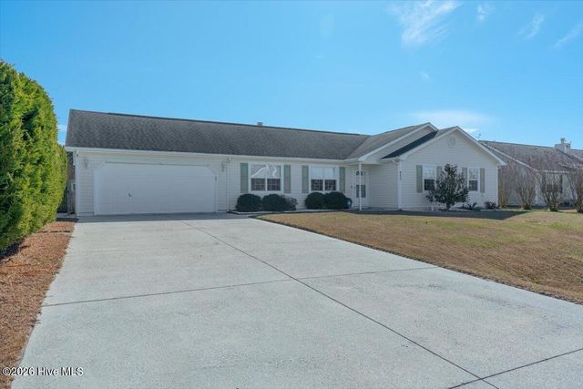 423 Dion Drive, Hubert, NC 28539