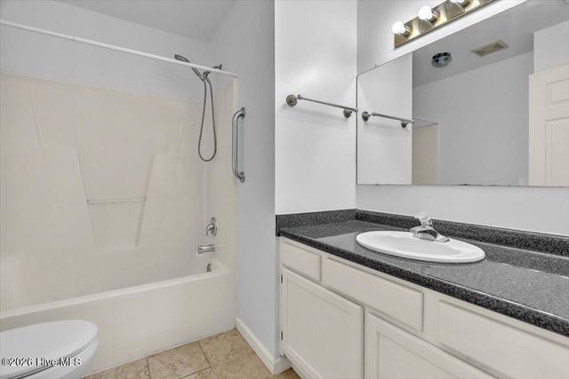 423 Dion Drive, Hubert, NC 28539