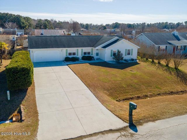 423 Dion Drive, Hubert, NC 28539