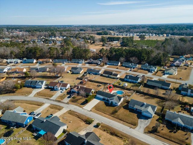 423 Dion Drive, Hubert, NC 28539