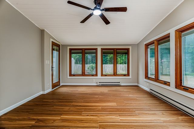 106 Marshall St, Athol, MA 01331