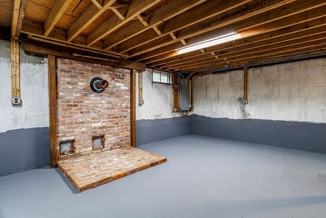 106 Marshall St, Athol, MA 01331