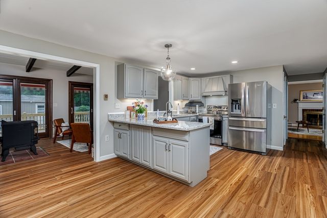 106 Marshall St, Athol, MA 01331