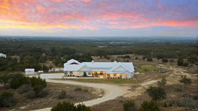 452 Southwick Ranch RD, Johnson City, TX 78636
