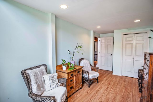 125 Main St Apt 62, Newmarket, NH 03857