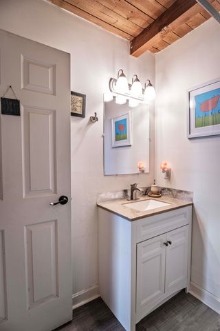 125 Main St Apt 62, Newmarket, NH 03857