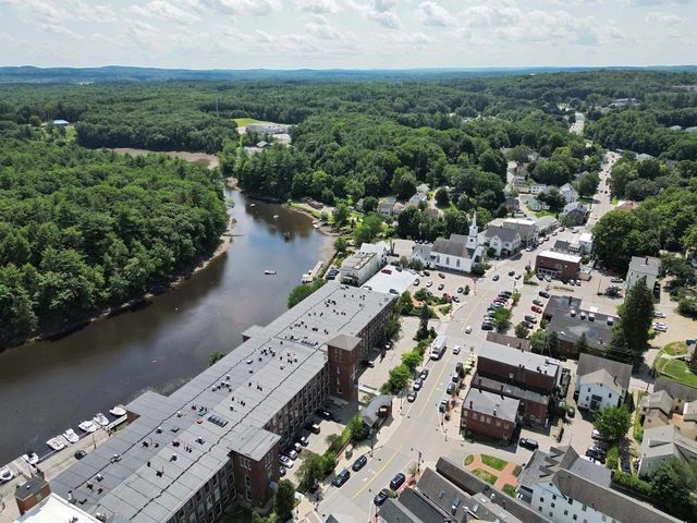 125 Main St Apt 62, Newmarket, NH 03857