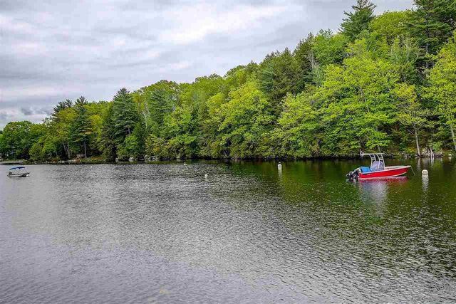 125 Main St Apt 62, Newmarket, NH 03857