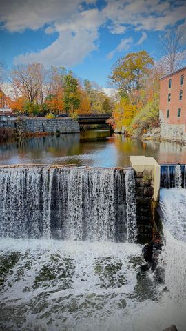 125 Main St Apt 62, Newmarket, NH 03857
