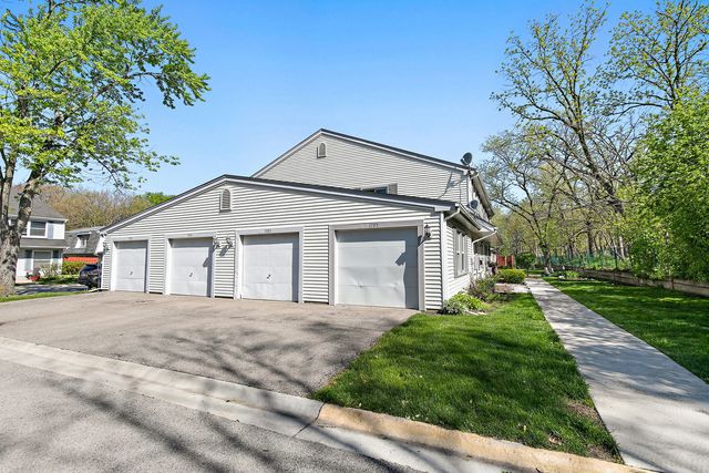 1797 Queensbury Circle, Hoffman Estates, IL 60169