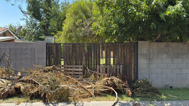 4102 E PALM Lane, Phoenix, AZ 85008