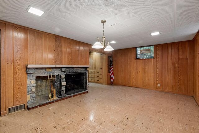 671 Josephine Place, Saint Paul, MN 55116