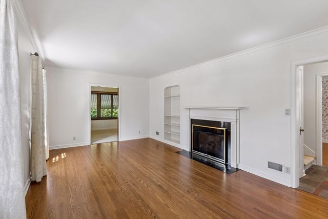 671 Josephine Place, Saint Paul, MN 55116