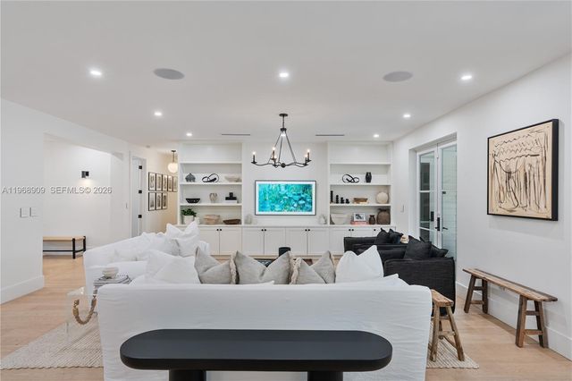 9301 SW 93rd Ave 01, Miami, FL 33176