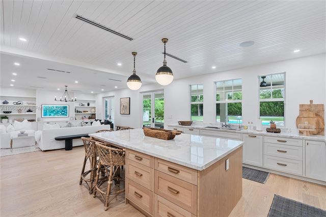 9301 SW 93rd Ave 01, Miami, FL 33176