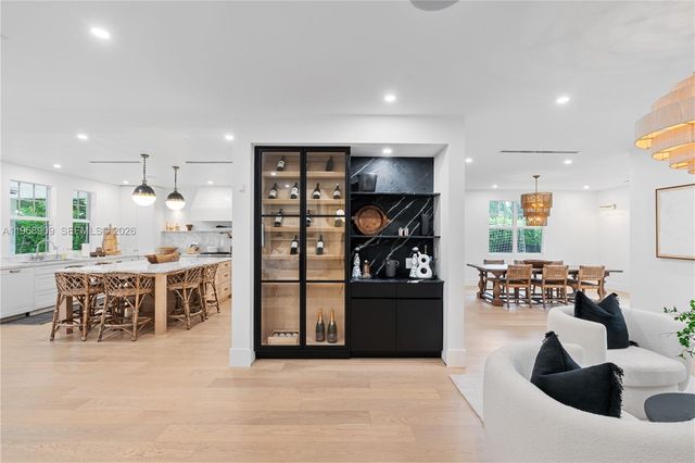 9301 SW 93rd Ave 01, Miami, FL 33176