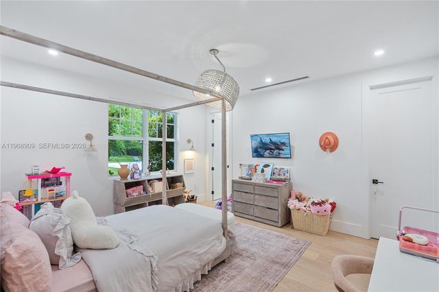 9301 SW 93rd Ave 01, Miami, FL 33176