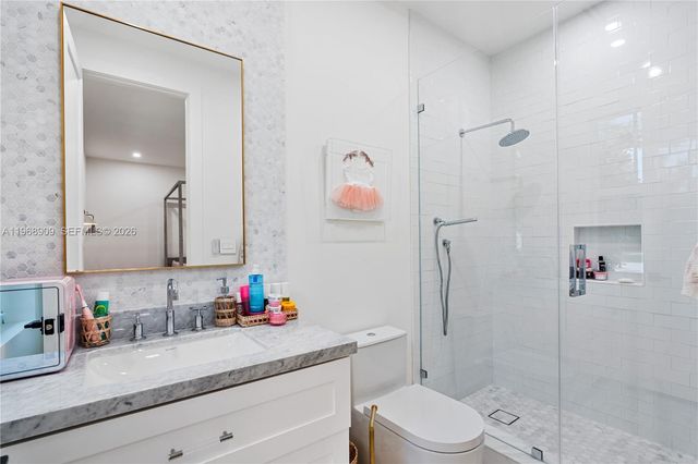 9301 SW 93rd Ave 01, Miami, FL 33176