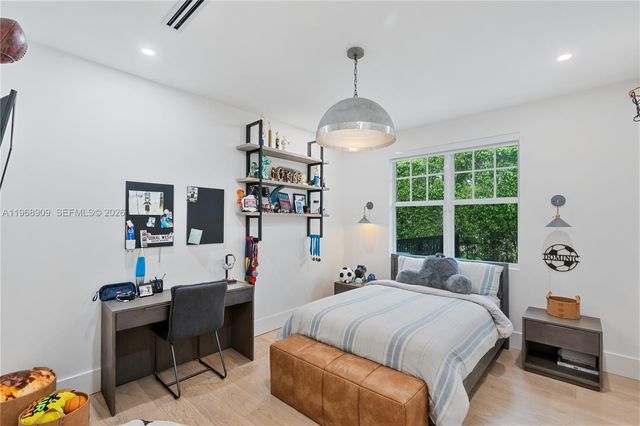 9301 SW 93rd Ave 01, Miami, FL 33176