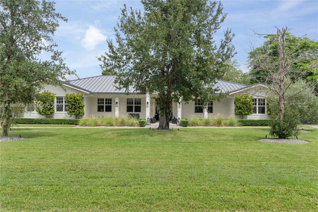 9301 SW 93rd Ave 01, Miami, FL 33176