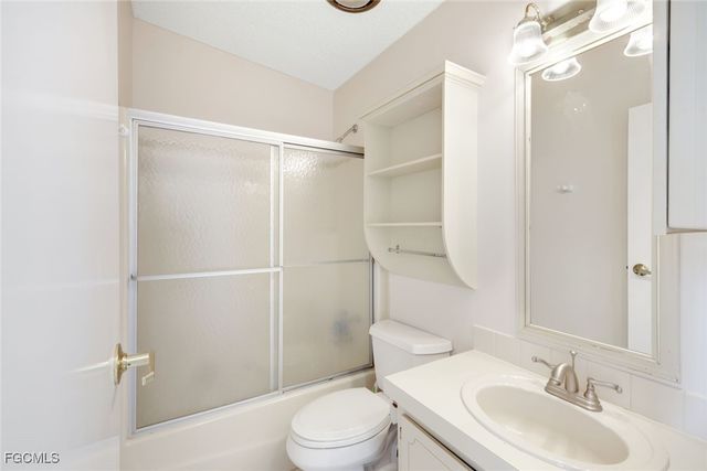 19757 Frenchmans CT, North Fort Myers, FL 33903