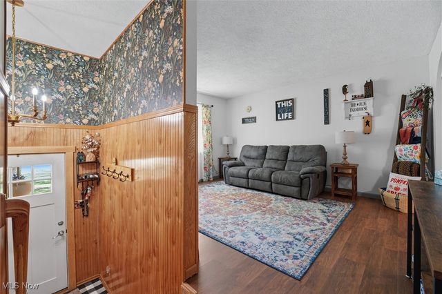 6767 N Main Street, Conneaut, OH 44030