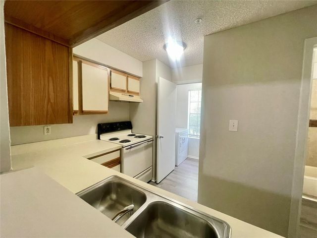 199 AFTON SQUARE 308, Altamonte Springs, FL 32714