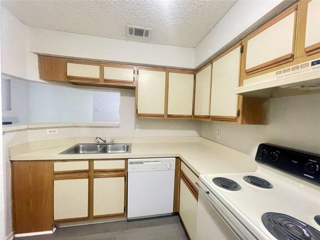 199 AFTON SQUARE 308, Altamonte Springs, FL 32714