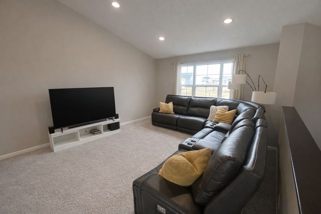 8650 145th Lane NW, Ramsey, MN 55303